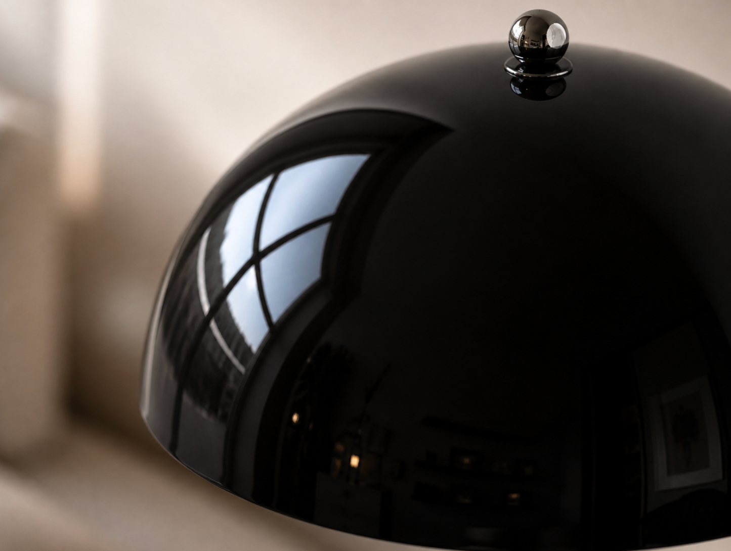 Sora Table Lamp